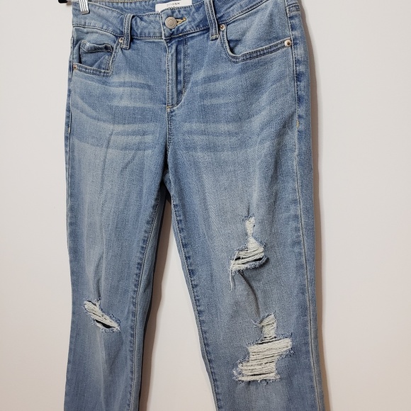 Dynamite Cara Light Wash BF Distressed Jeans 26 - Picture 2 of 8